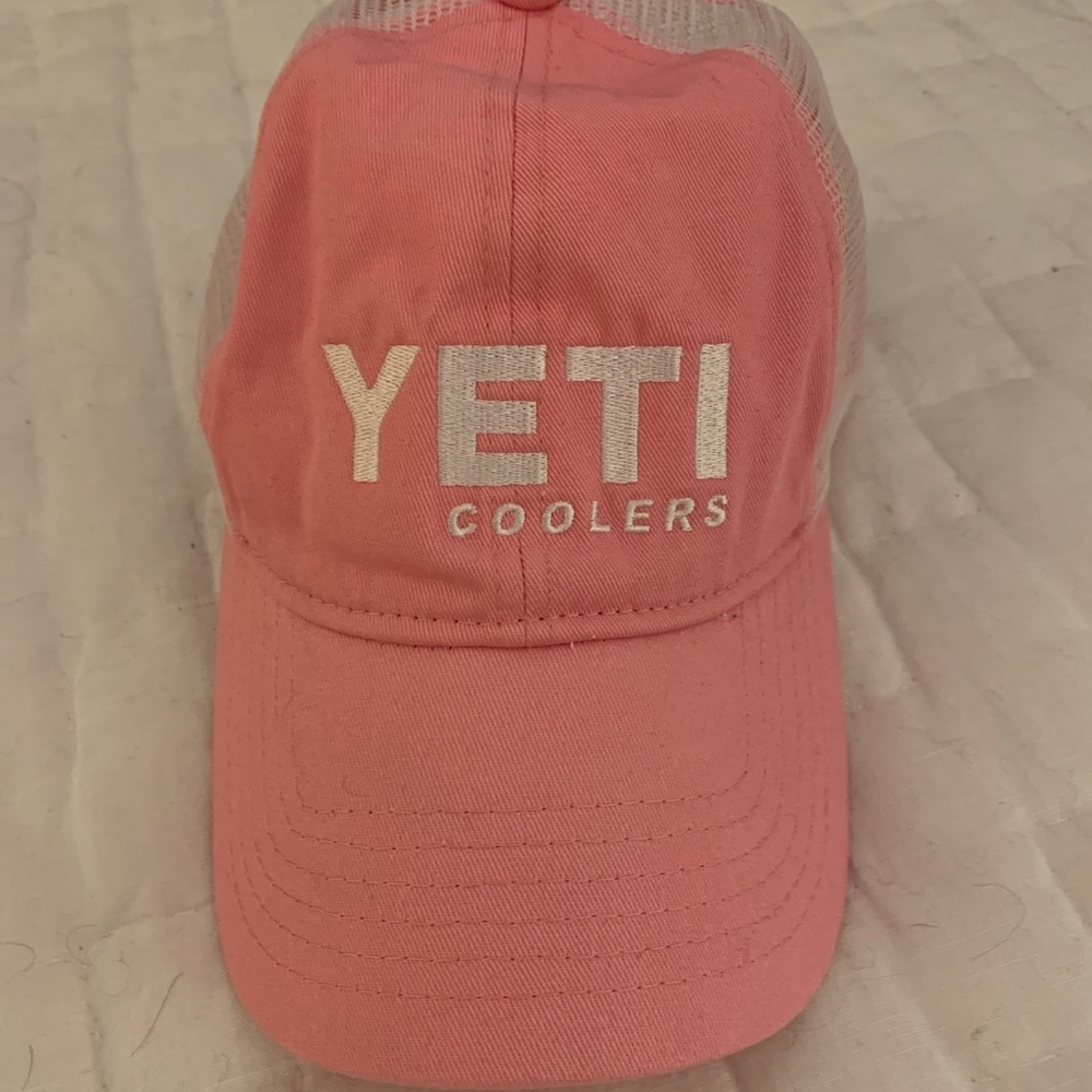 Yeti Coolers Womens Ladies Hat Cap Pink Adult Used Mesh Snapback